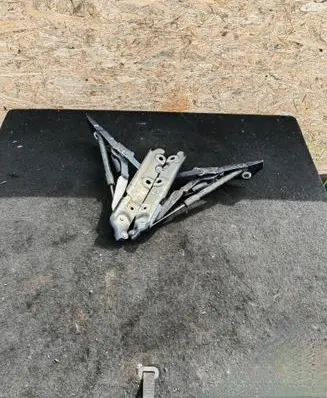 Jaguar XF X250 Tailgate/trunk/boot hinge 8X2342701