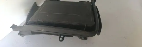 BMW 5 E39 Air filter box cover 8379626