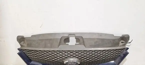 Ford Mondeo Mk III Front bumper upper radiator grill 1s7x8a100ak
