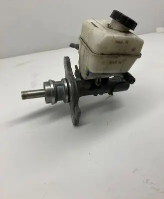 Mercedes-Benz Sprinter W906 Master brake cylinder A0024315202