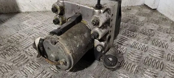 Audi A4 S4 B5 8D ABS Pump 8D0614111 0265214002