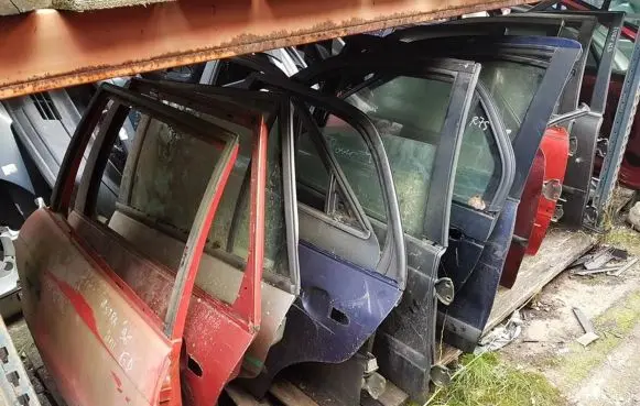 Rear door