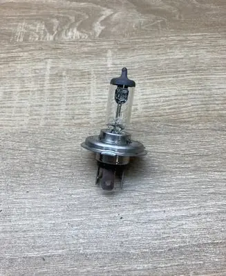 Audi A4 S4 B5 8D Headlight/headlamp bulb H4bulb