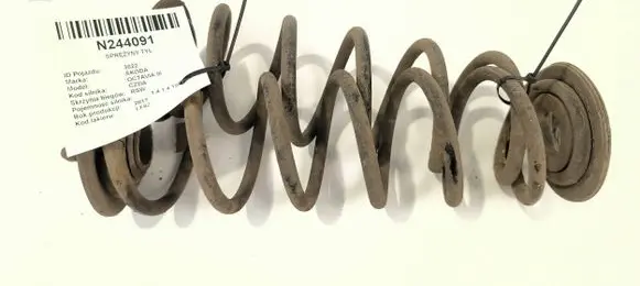 Skoda Octavia Mk3 (5E) Rear coil spring