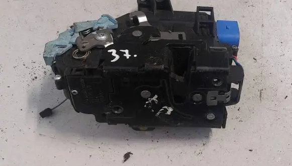 Volkswagen Caddy Front door lock 3D1837015AB 3D1837015AC 3D1837015AP