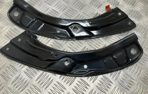 Radiator support slam panel bracket