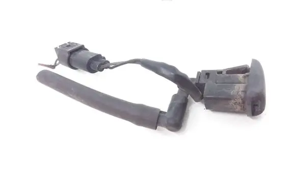 BMW 1 E81 E87 Windshield washer spray nozzle 7110851
