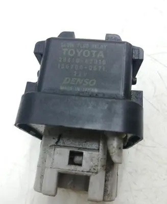 Toyota RAV 4 (XA30) Glow plug pre-heat relay 2861067010 1567000671