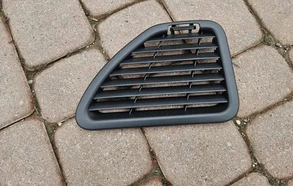Opel Mokka B Trunk/boot trim cover 9829225280