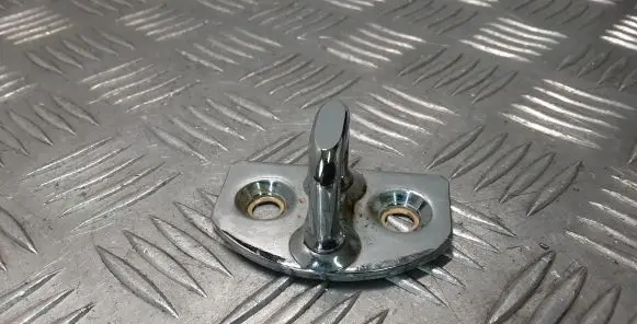 Renault Latitude (L70) Rear door lock loop/hook striker 