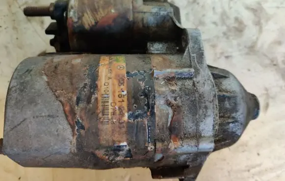 Mercedes-Benz B W245 Starter motor 0051512101