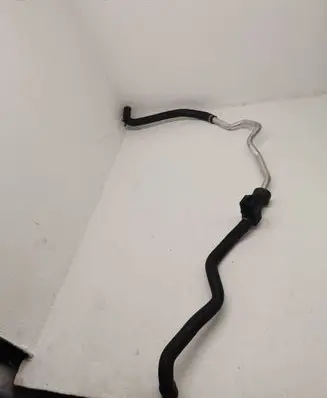 Mercedes-Benz GLE (W166 - C292) Engine coolant pipe/hose A1668300796