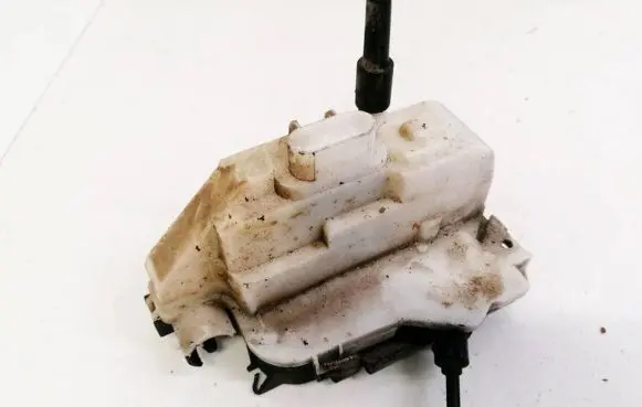 Citroen C3 Front door lock 45983280