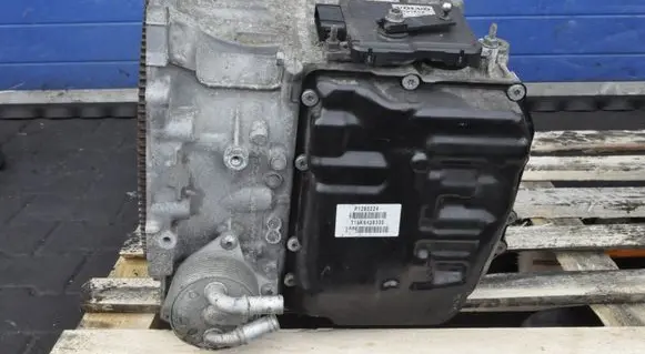 Volvo V40 Manual 6 speed gearbox 1285224