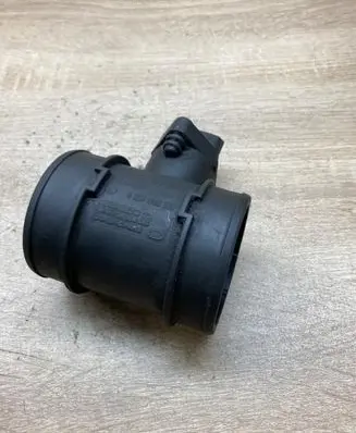Opel Vectra B Mass air flow meter 0281002180