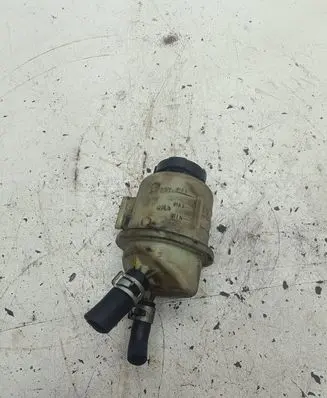 Nissan Navara D40 Power steering fluid tank/reservoir