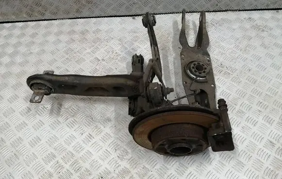 Mercedes-Benz B W246 W242 Rear wheel hub spindle/knuckle 