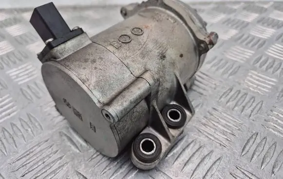BMW 4 F36 Gran coupe Electric auxiliary coolant/water pump 759771508