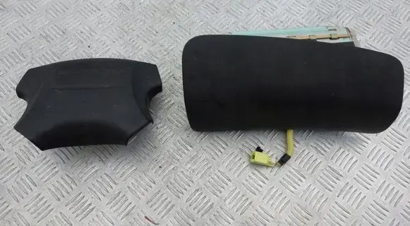 Subaru Legacy Airbag set with panel 