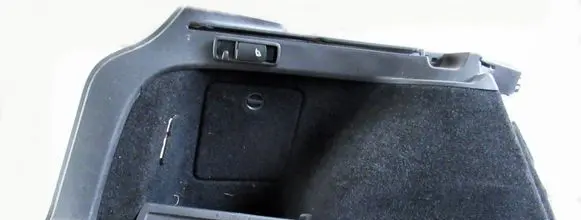 Volkswagen PASSAT B7 Trunk/boot lower side trim panel 3AF867427FEE