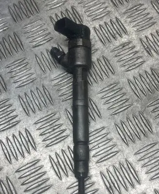 Mercedes-Benz E W211 Fuel injector 0986435