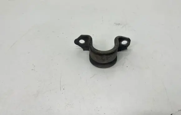 BMW 5 F10 F11 Sway bar bush bracket, front 6796971 23310110