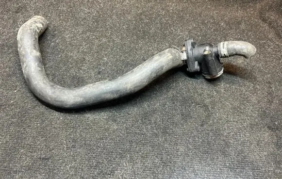 Ford Mondeo Mk III Engine coolant pipe/hose 1S718260CC 1S718280CC