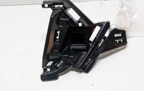 Skoda Octavia Mk4 Front bumper mounting bracket 5E3807723 04112025