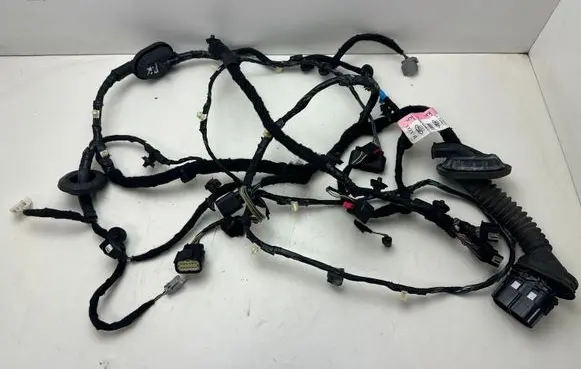 Ford Mustang VI Front door wiring loom FR3T14631