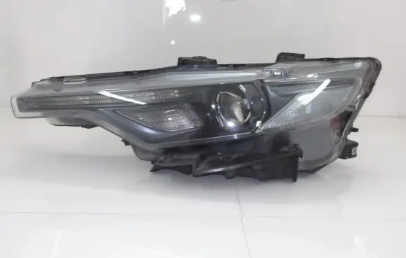 Maserati Levante Headlight/headlamp 670032328