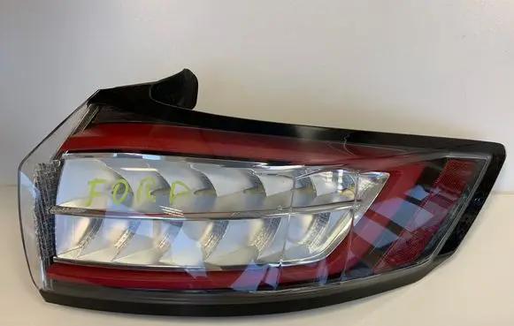 Ford Edge II Rear/tail lights HT4B13404AD