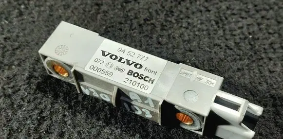 Volvo V70 Airbag deployment crash/impact sensor 9452777 210100 000559