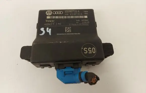Volkswagen Touran I Gateway control module 3C0907530A