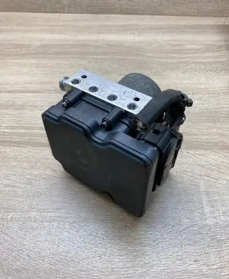 Mercedes-Benz Sprinter W906 ABS Pump 0265956378 A9069005502