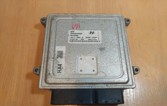 Hyundai Elantra Engine control unit/module ECU 39150-23024 5WY4C53D SIM2K-47