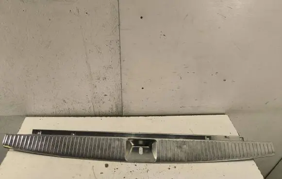 Mercedes-Benz E W212 Trunk/boot sill cover protection A2126900027 BBP476901