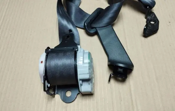 Honda Jazz Rear seatbelt