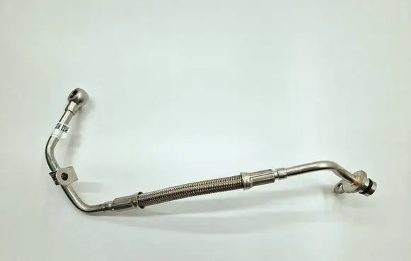 BMW M5 F90 Oil fill pipe 7934654 11427934654