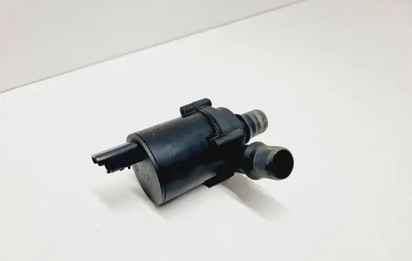 Peugeot 508 RXH Electric auxiliary coolant/water pump 9676438380