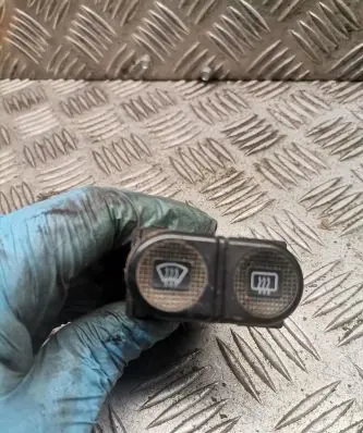 Seat Alhambra (Mk1) Windscreen/window heater switch