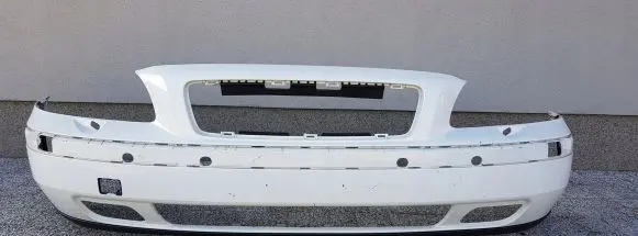 Volvo V70 Front bumper