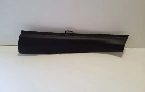 (C) pillar trim