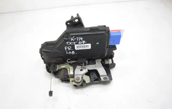 Skoda Octavia Mk2 (1Z) Front door lock 3D1837016 PA663070F 7WL3A0046