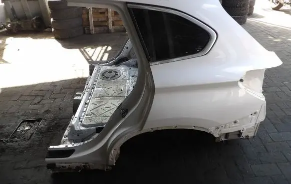 BMW X1 E84 Rear quarter panel 