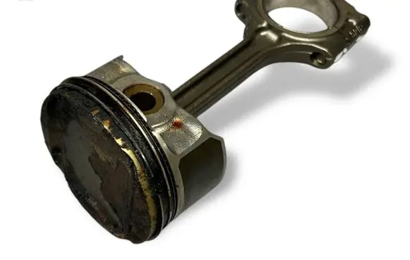 Dacia Dokker Piston with connecting rod 120A10724R 1210A5RB0A H4M740