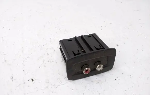 Renault Trafic II (X83) AUX in-socket connector 280230005R