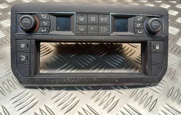 Citroen C5 Climate control unit 96715288ZD V63580020019 5HB00933213