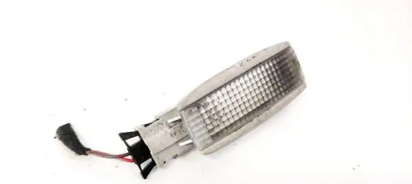 Volkswagen PASSAT B5 Other interior light 3B0947113