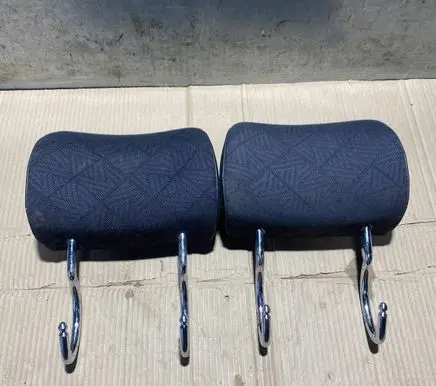 Mercedes-Benz E W124 Rear seat headrest 
