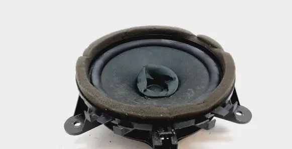 Volvo V50 Front door speaker 30657444